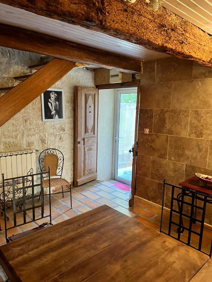 La Maison Sur La Place Aigues-Mortes Kültér fotó